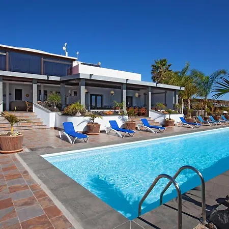 Villa Paraiso Mácher